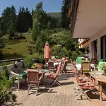 St. Oswald 4*