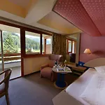 St. Oswald 4*