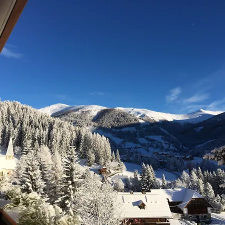 St. Oswald Готель 4*