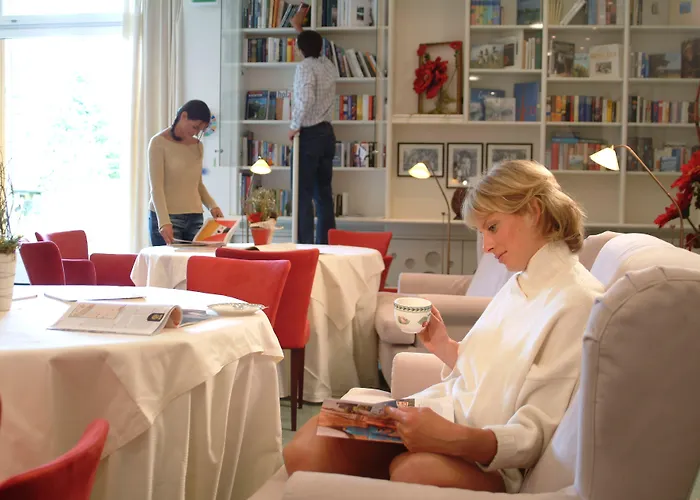 St. Oswald Готель Бад-Кляйнкірхгайм