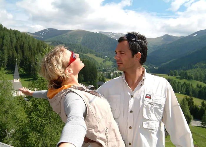 Готель St. Oswald 4*