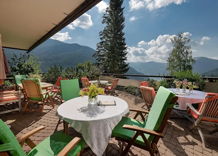 St. Oswald Готель